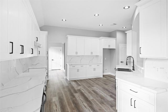 3018 Schumann Oaks Drive, Spring, TX 77386