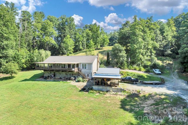 284 Paul Gosnell Road, Marshall, NC 28753