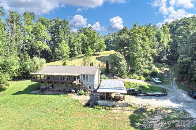 284 Paul Gosnell Road, Marshall, NC 28753
