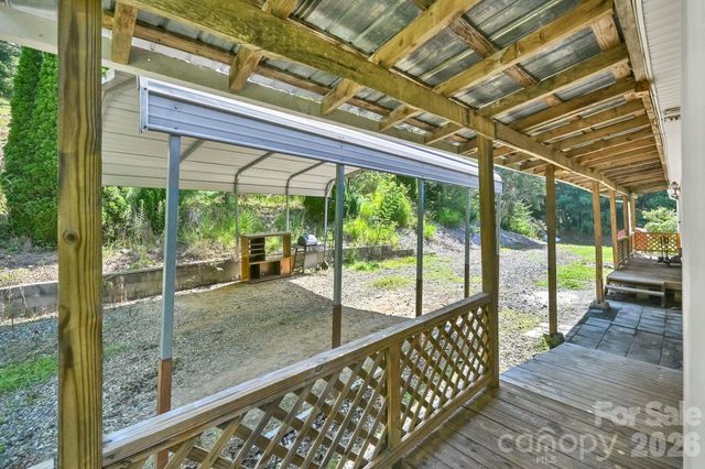284 Paul Gosnell Road, Marshall, NC 28753