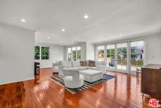 10555 Ashton Avenue 201, Los Angeles, CA 90024