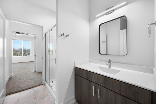 27 W Park Boulevard 303, Villa Park, IL 60181