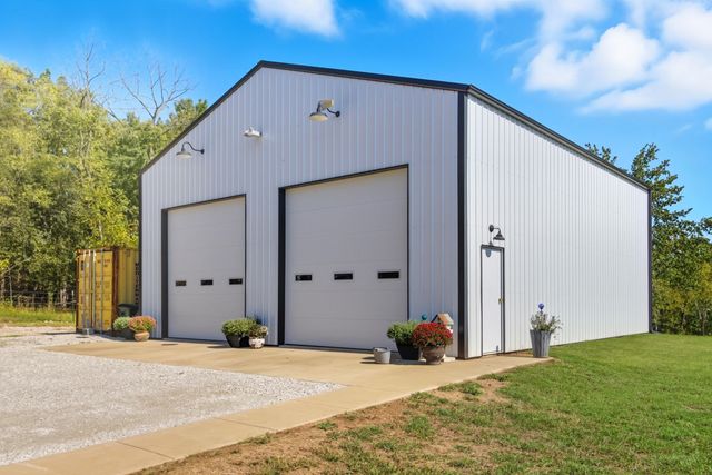 638 N Dade 181, Greenfield, MO 65661