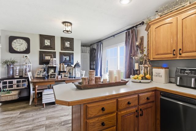 638 N Dade 181, Greenfield, MO 65661