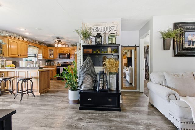 638 N Dade 181, Greenfield, MO 65661