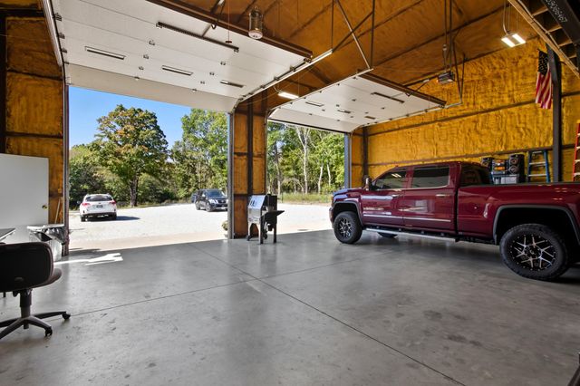 638 N Dade 181, Greenfield, MO 65661