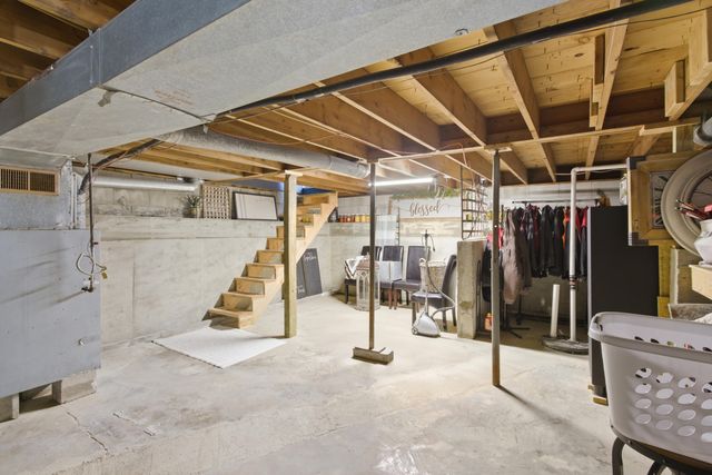 638 N Dade 181, Greenfield, MO 65661