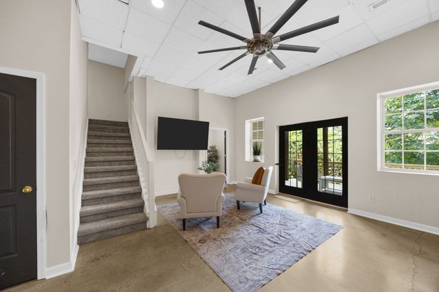5333 Windypine Dr, Nashville, TN 37211