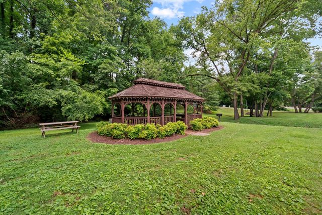 5333 Windypine Dr, Nashville, TN 37211