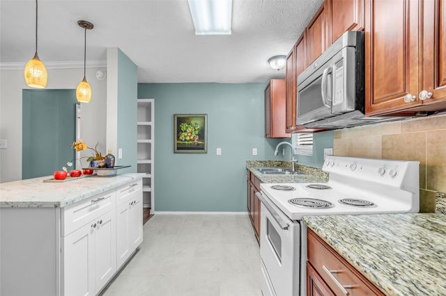 5746 Groveton Street, Houston, TX 77033