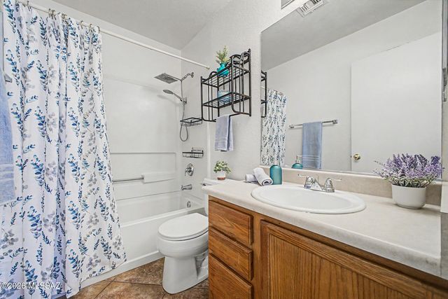 8129 S Sunny Horizon Place, Tucson, AZ 85747
