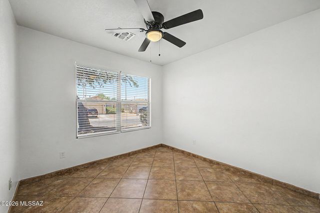 8129 S Sunny Horizon Place, Tucson, AZ 85747
