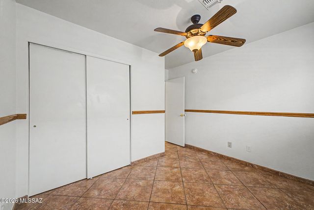 8129 S Sunny Horizon Place, Tucson, AZ 85747