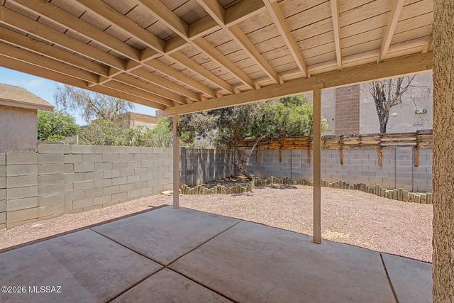 8129 S Sunny Horizon Place, Tucson, AZ 85747