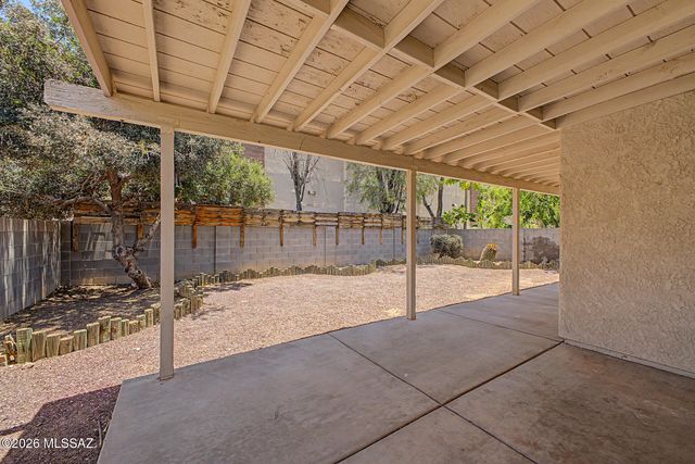 8129 S Sunny Horizon Place, Tucson, AZ 85747