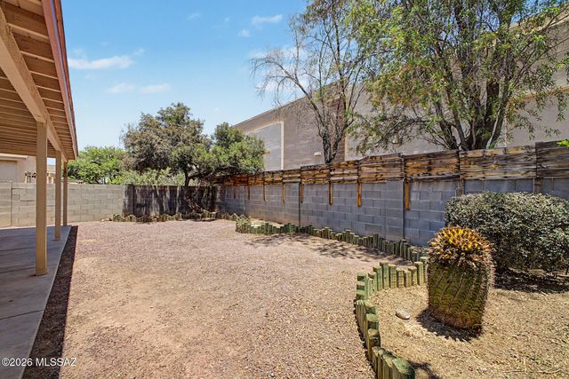 8129 S Sunny Horizon Place, Tucson, AZ 85747