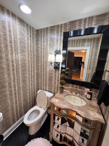 940 West Laurel Road, London, KY 40741