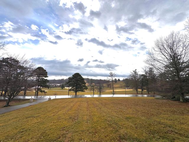 940 West Laurel Road, London, KY 40741