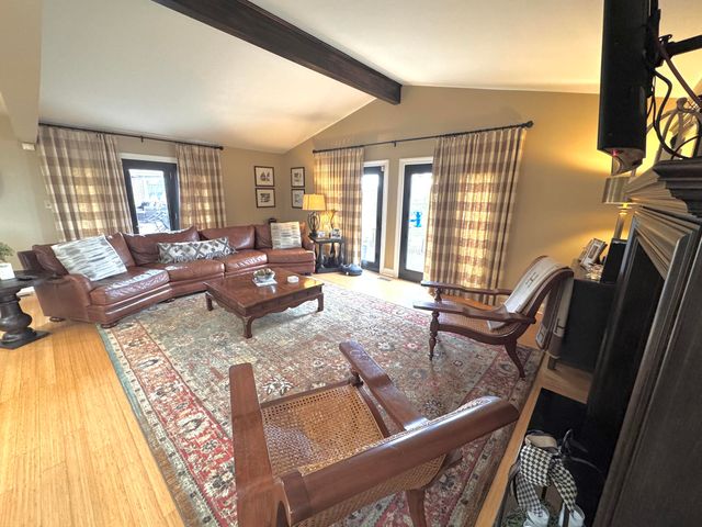 940 West Laurel Road, London, KY 40741