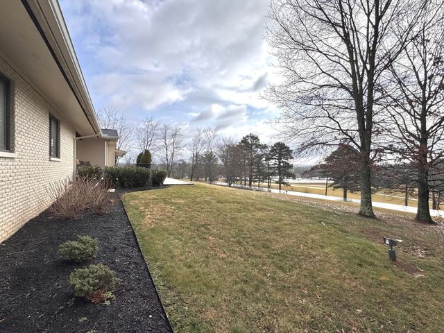 940 West Laurel Road, London, KY 40741