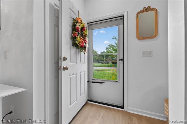 4616 Hayes Street, Wayne, MI 48184