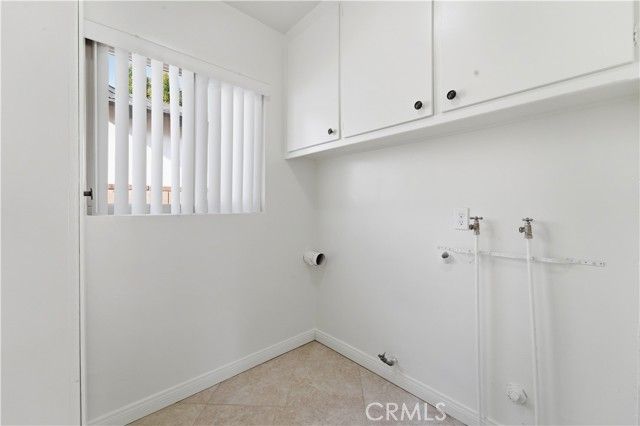 8828 Collett, North Hills (los Angeles), CA 91343