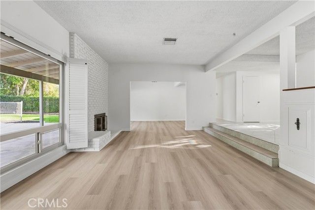 8828 Collett, North Hills (los Angeles), CA 91343