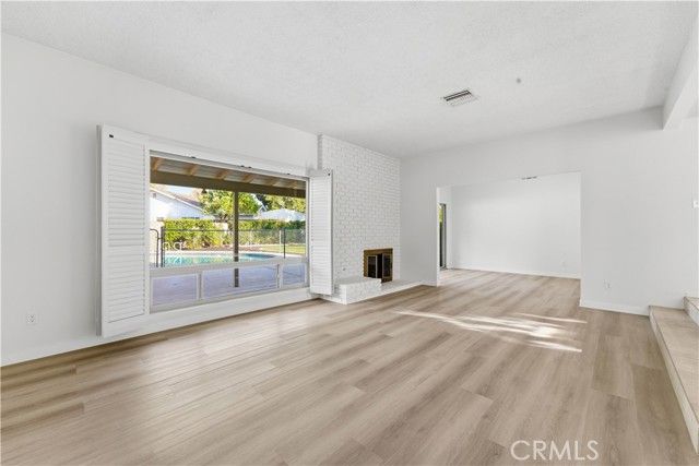 8828 Collett, North Hills (los Angeles), CA 91343