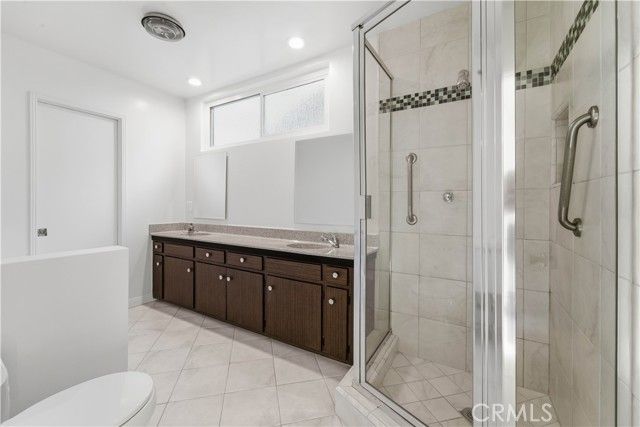 8828 Collett, North Hills (los Angeles), CA 91343