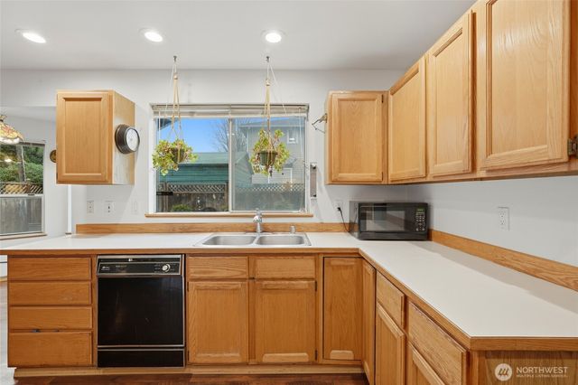 2002 127th Drive NE, Lake Stevens, WA 98258