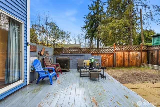 2002 127th Drive NE, Lake Stevens, WA 98258