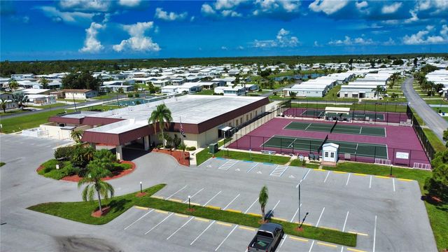 707 DEL LUNA DRIVE, North Port, FL 34287