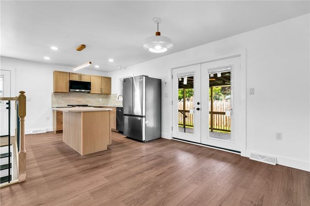 323 Olivia Street, Vanport, PA 15009