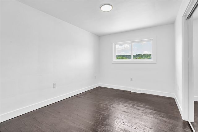 323 Olivia Street, Vanport, PA 15009
