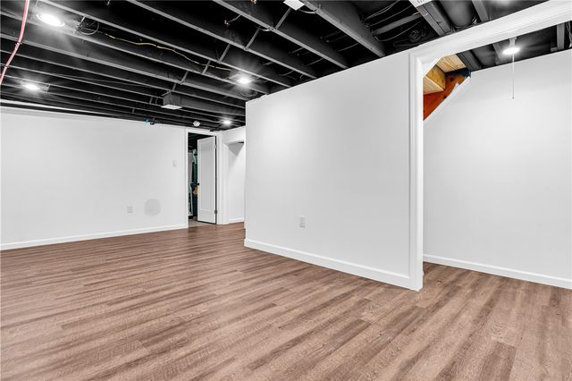 323 Olivia Street, Vanport, PA 15009