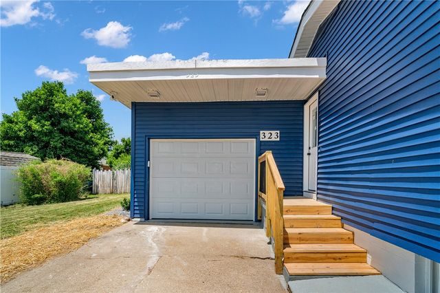 323 Olivia Street, Vanport, PA 15009