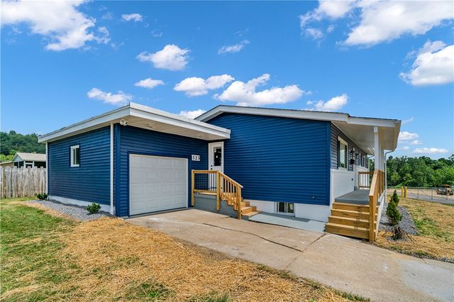 323 Olivia Street, Vanport, PA 15009