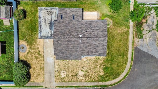 323 Olivia Street, Vanport, PA 15009