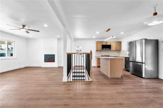 323 Olivia Street, Vanport, PA 15009