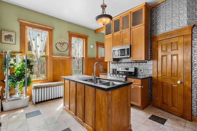 750 Margaret Street, Saint Paul, MN 55106