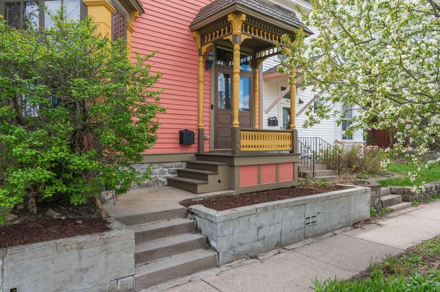 750 Margaret Street, Saint Paul, MN 55106