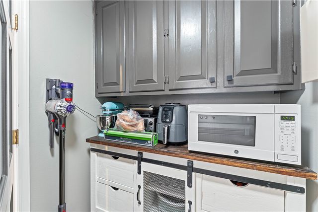 4104 Watkins Avenue, Springdale, AR 72762