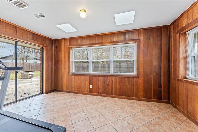 4104 Watkins Avenue, Springdale, AR 72762