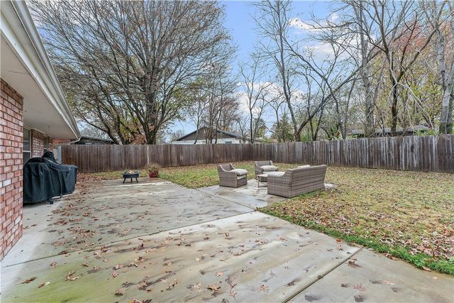 4104 Watkins Avenue, Springdale, AR 72762