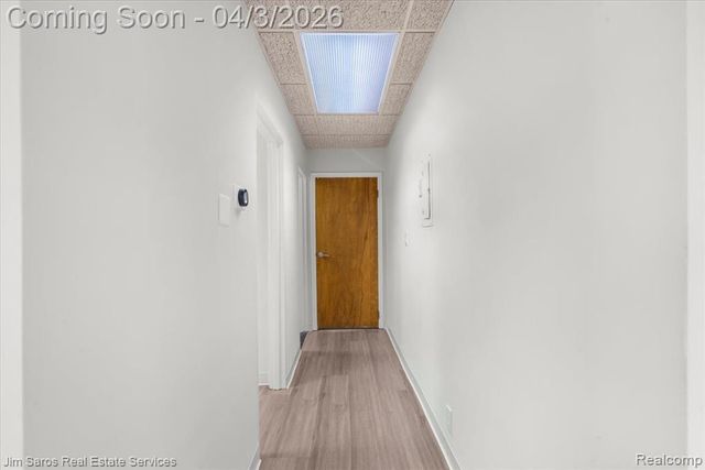 18514 Mack Avenue, Grosse Pointe Farms, MI 48236