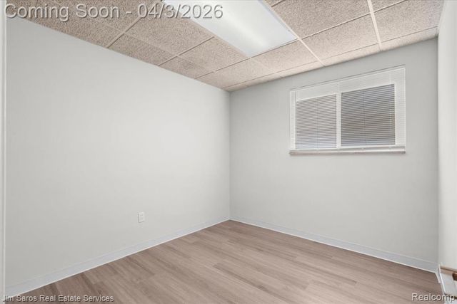 18514 Mack Avenue, Grosse Pointe Farms, MI 48236
