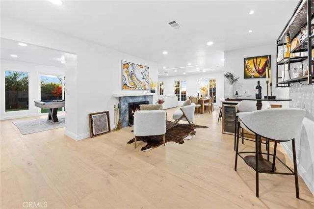 326 E Sierra Madre, Glendora, CA 91741