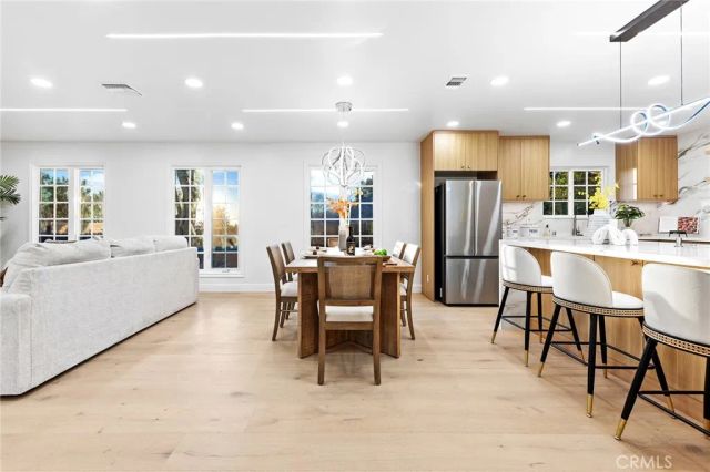 326 E Sierra Madre, Glendora, CA 91741