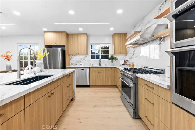 326 E Sierra Madre, Glendora, CA 91741