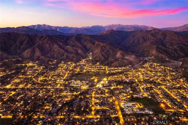 326 E Sierra Madre, Glendora, CA 91741